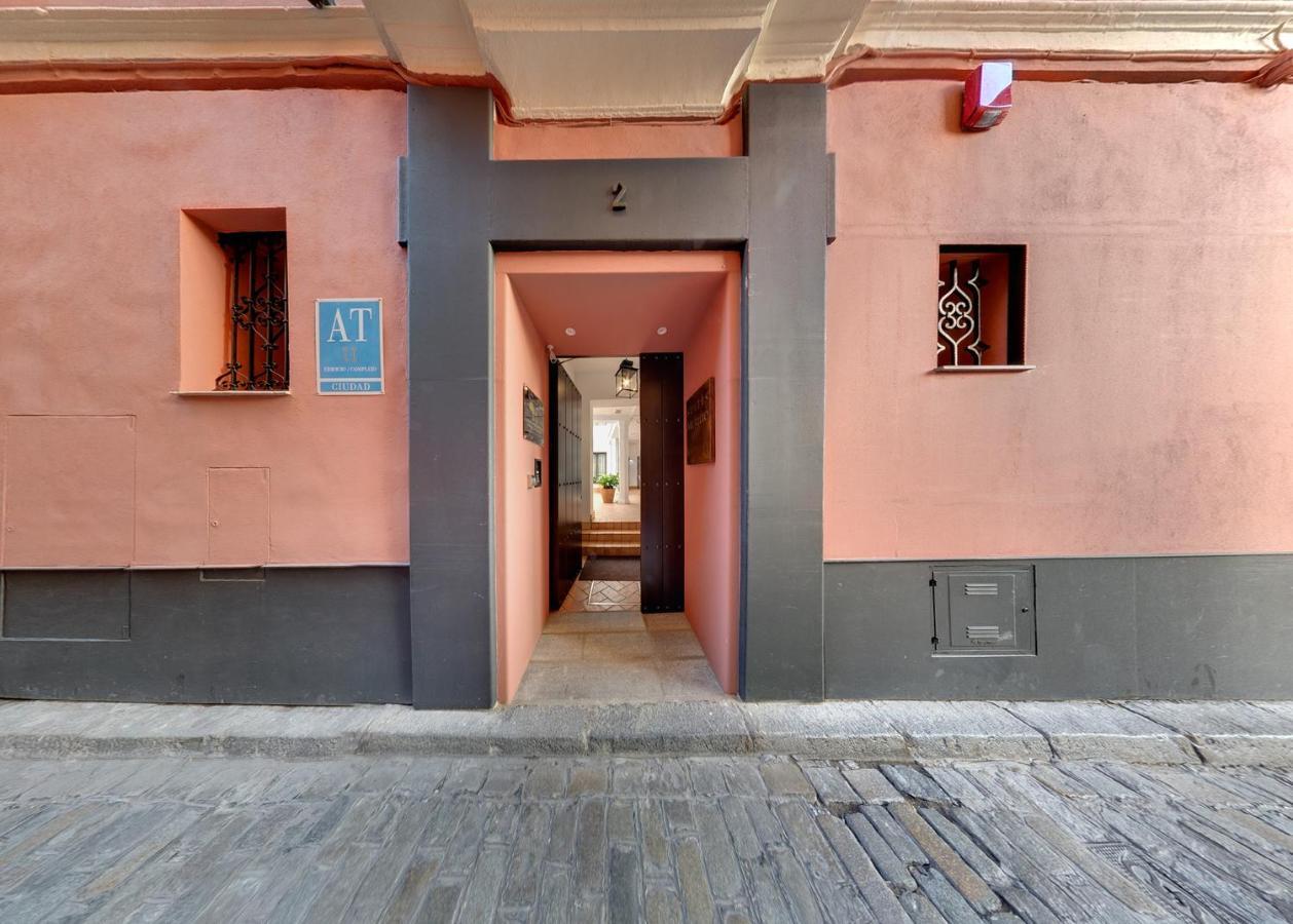 Suites Murillo Catedral Seville Ngoại thất bức ảnh