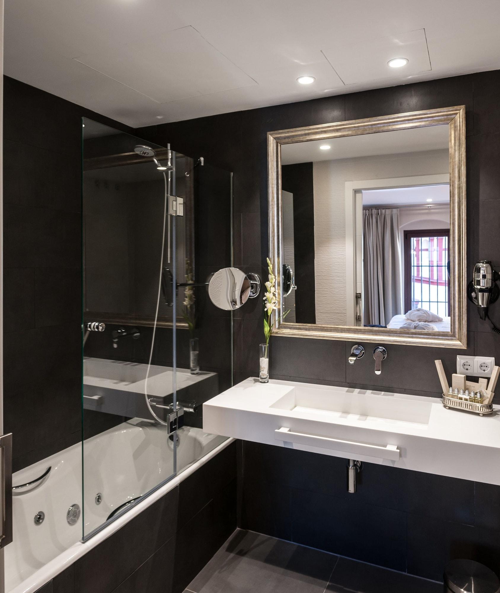 Suites Murillo Catedral Seville Ngoại thất bức ảnh