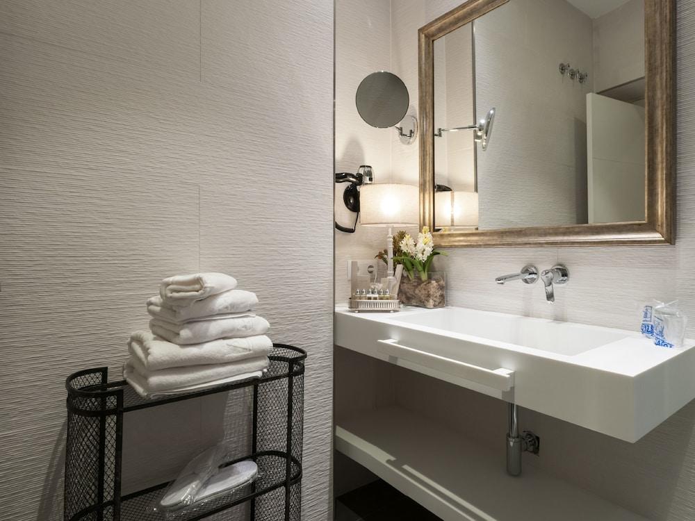 Suites Murillo Catedral Seville Ngoại thất bức ảnh
