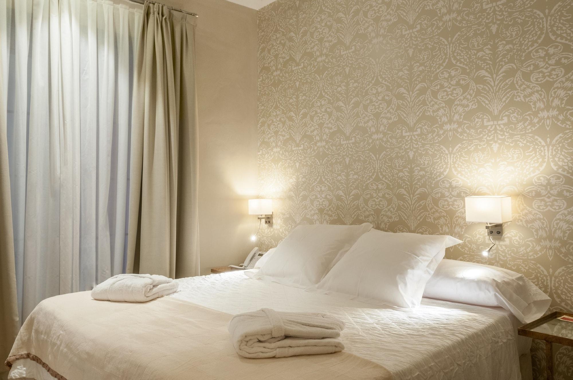Suites Murillo Catedral Seville Ngoại thất bức ảnh
